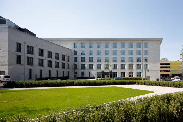 Hampton by Hilton