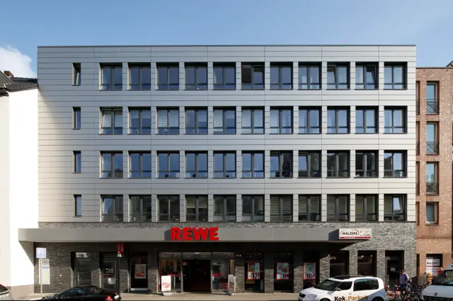 REWE – Saarlandstraße